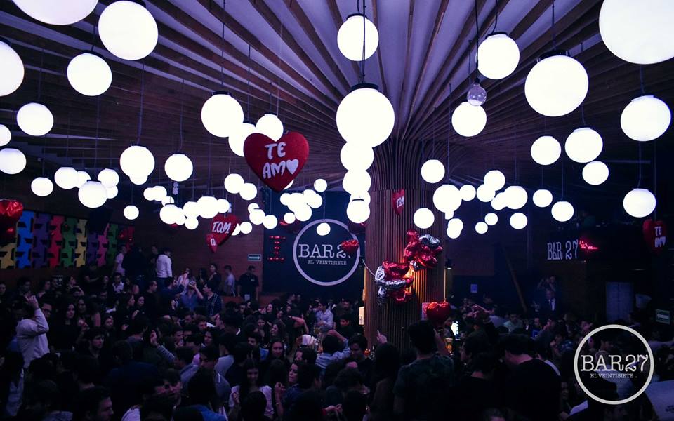 Bar 27 Santa Fe: Unrivaled Atmosphere, Affordable Shots & Prices